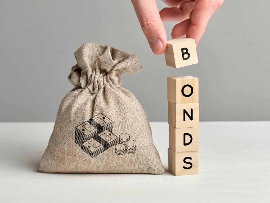 債蛙這把穩了！10年期美債殖利率半年新低，抱緊00679B、00687B？為何她說別急著跑：有3大利多